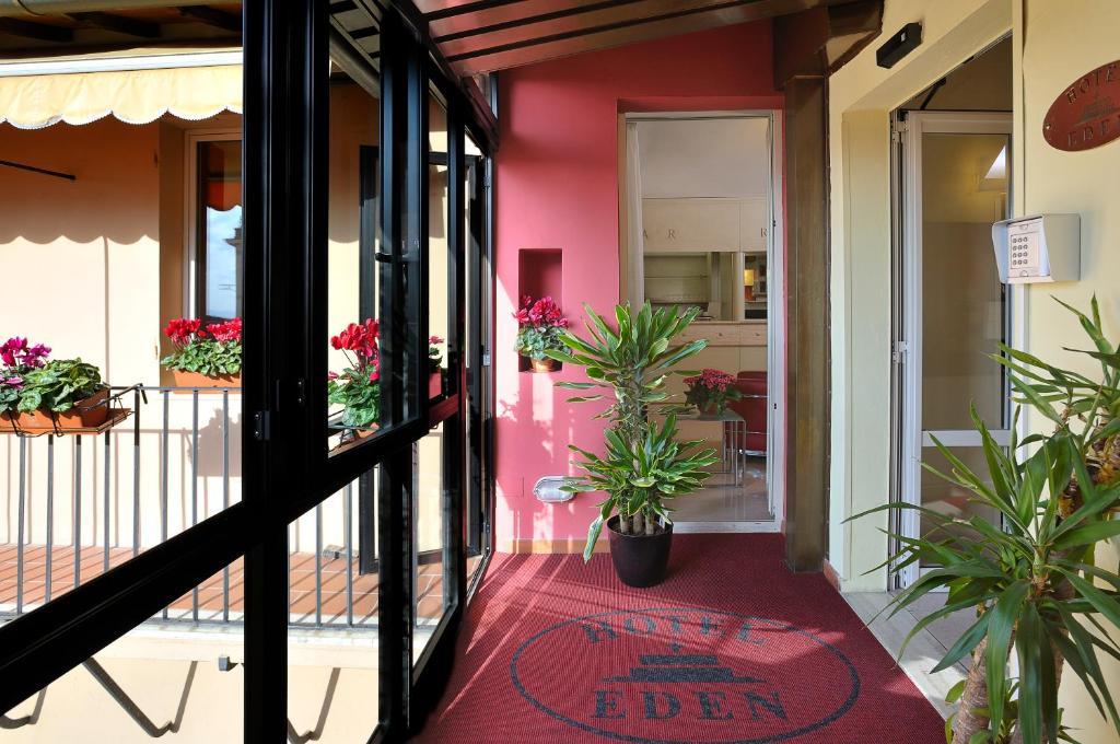 Hotel Eden เปรูจา ภายนอก รูปภาพ
