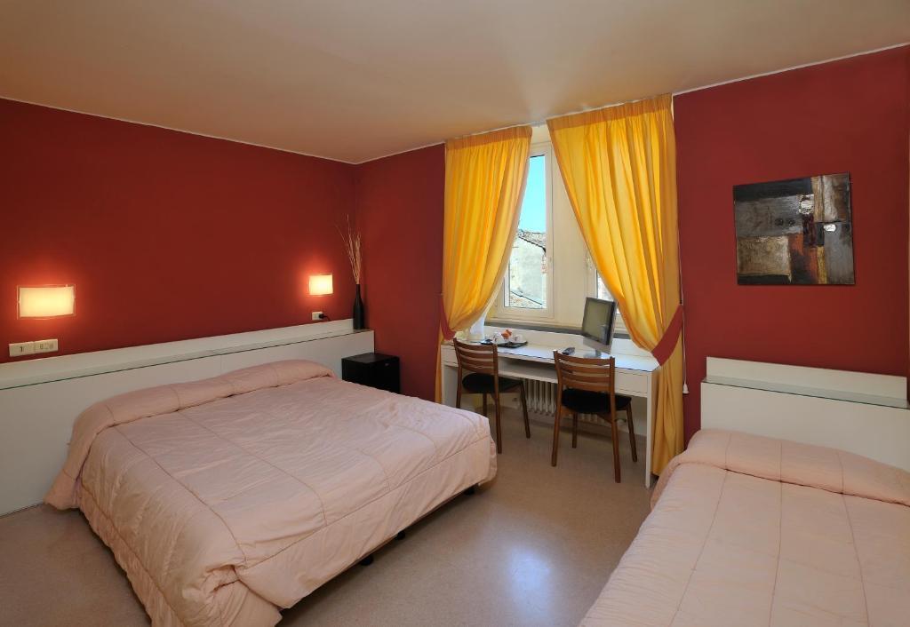 Hotel Eden เปรูจา ภายนอก รูปภาพ